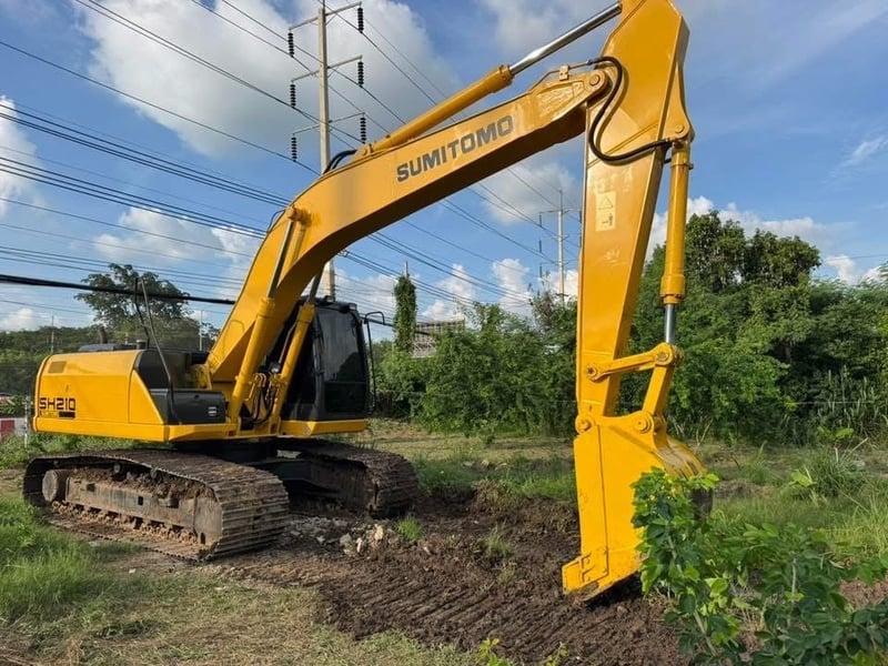 SUMTOMO SH210-5 เครื่อง ISUZU ไมล์ ช.ม 11,000 SUMTOMO SH210-5 เครื่อง ISUZU ไมล์ ช.ม 11,000