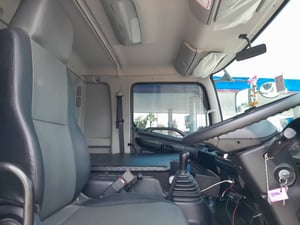 ไมล์ 6 หมื่นกว่า❗️HINO NEW FC9J 210  ตู้เเห้ง 10 บาน  ปี 2566