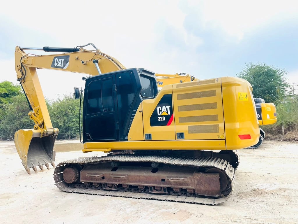CAT320D เน็กเจน 6 สุป ปี 2562 มือเดียวป้ายแดง