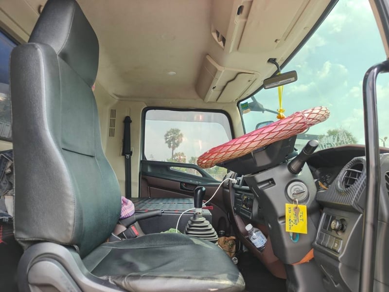 HINO NEW FC9J 210 กะบะเหล็กเปิด ได้รอบ HINO NEW FC9J 210 กะบะเหล็กเปิด ได้รอบ