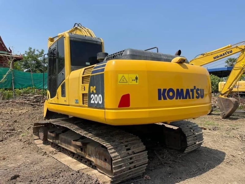 PC200-8MO จอเหลือง กล้องหลัง เครื่องปั้มแห้ง PC200-8MO จอเหลือง กล้องหลัง เครื่องปั้มแห้ง