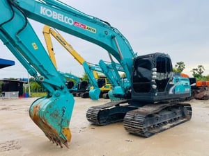 SK200-8YN12 สุเปอร ไฟฟ้าครบ  มีลายแย็กพร้อมใช้