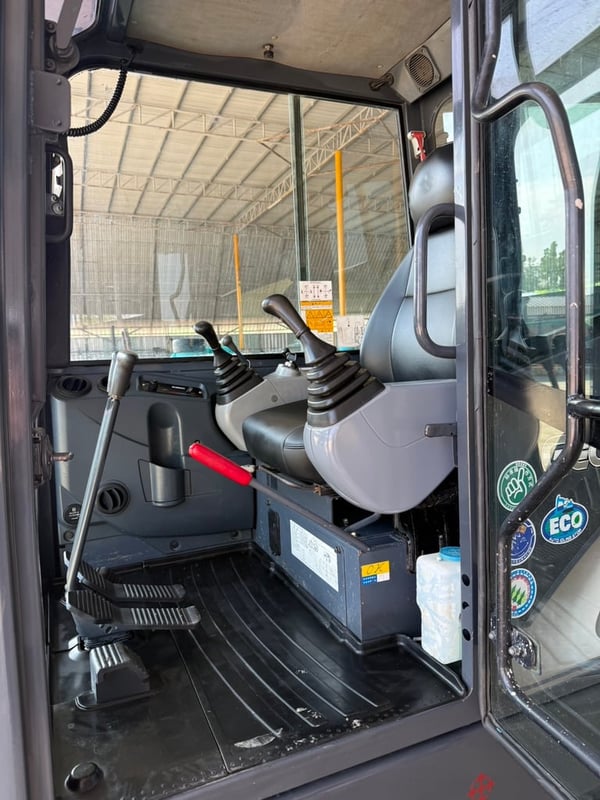 kobelco sk 60-8 แจ้งจำหน่าย ระบบพร้อม kobelco sk 60-8 แจ้งจำหน่าย ระบบพร้อม