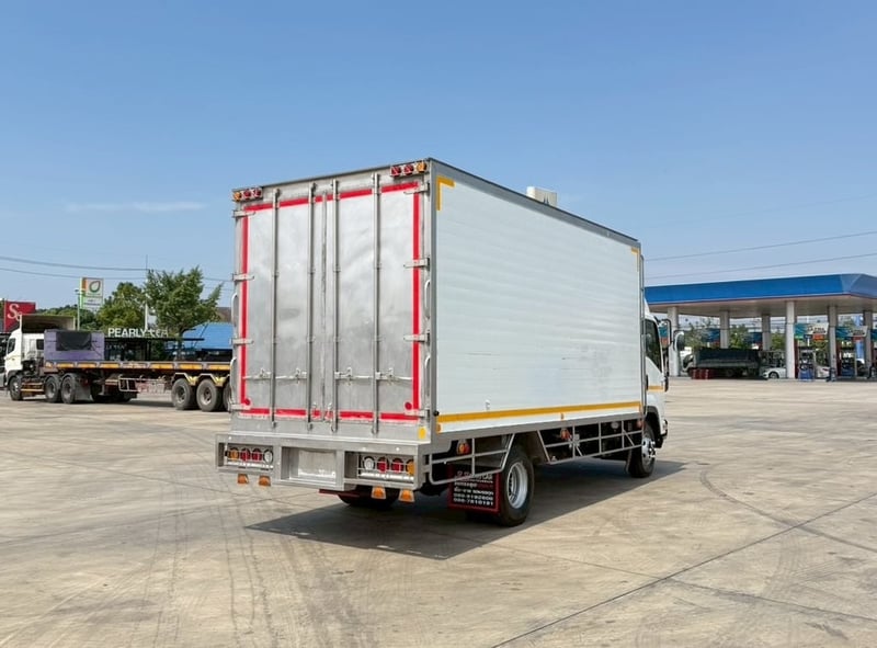 เข้าใหม่❗️ไมล์ 2 หมื่น❗️NEW FRR 190  ตู้เย็นติดลบ-20 องศา