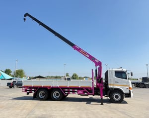 HINO FL8J 260 ปี 2566 ไมล์ 114,526.กิโล  ติดเครน 5 ตัน