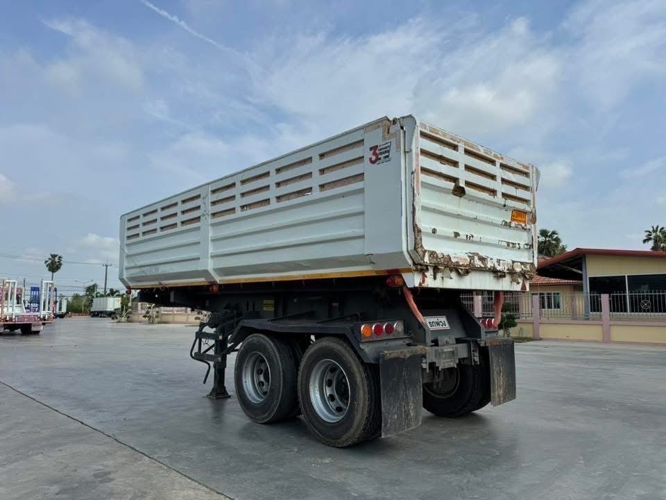 หัวลากพร้อมหาง ISUZU 360 แรง เซมิดัมพ์ สามมิตร หัวลากพร้อมหาง ISUZU 360 แรง เซมิดัมพ์ สามมิตร