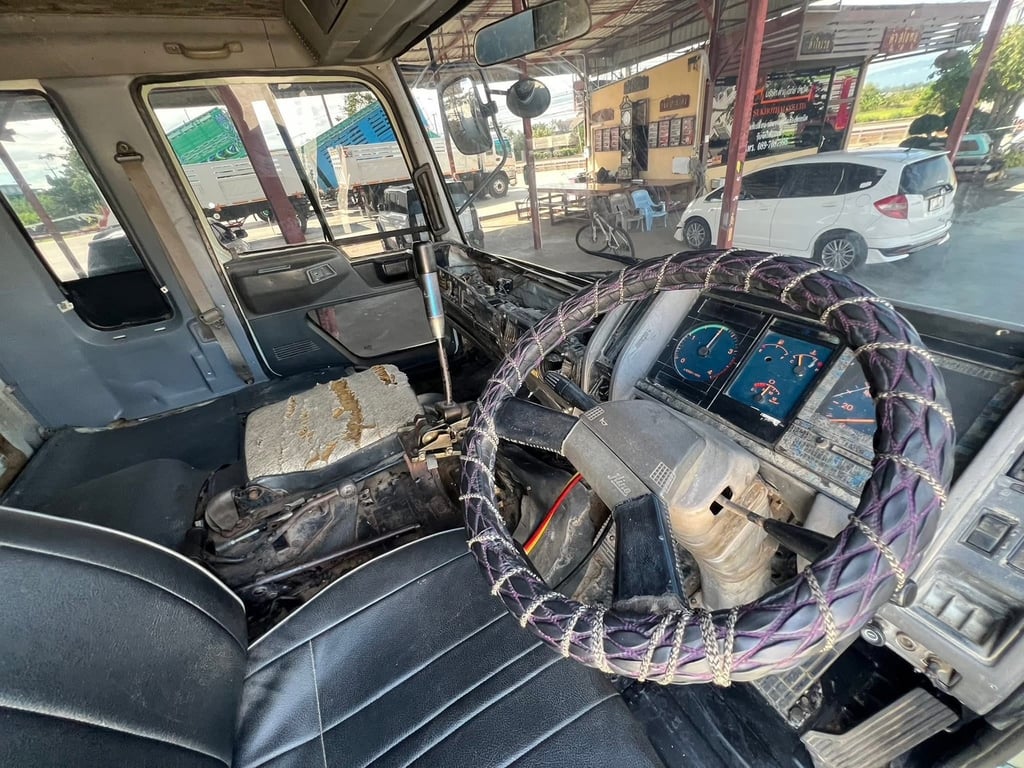 HINO FM3H 195 แรง บรรทุกน้ำ แท็งค์สเปรย์ จุ 16,000 ลิต HINO FM3H 195 แรง บรรทุกน้ำ แท็งค์สเปรย์ จุ 16,000 ลิต