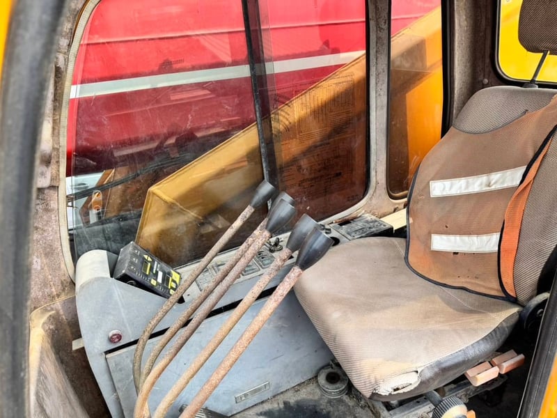 รถเครน ซานี่ 50 ตัน พร้อมใช้งาน เล่มทะเบียน รถเครน ซานี่ 50 ตัน พร้อมใช้งาน เล่มทะเบียน