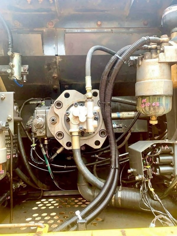 Sumitomo SH210F-5 ไมล์ 10,000 ชม. เต็มทุกระบบ Sumitomo SH210F-5 ไมล์ 10,000 ชม. เต็มทุกระบบ