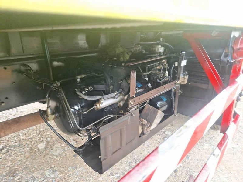 ISUZU Frr 210 ตู้แห้ง 3 บาน ยาว 6.50.เมตร