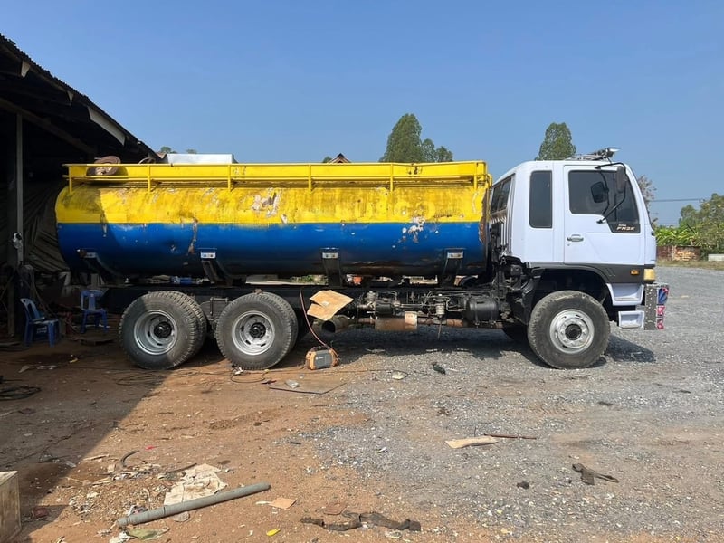 HINO 2K 240 แรง บรรทุกน้ำ แท็งก์จุ 15,000 ลิตร HINO 2K 240 แรง บรรทุกน้ำ แท็งก์จุ 15,000 ลิตร