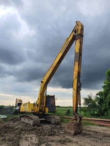 PC200-5 บูมยาว 16 เมตร ระบบไฟฟ้าครบ 