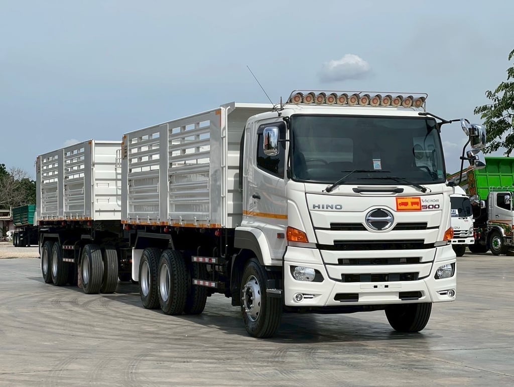 พ่วงแม่ลูก HINO FM1A 344 ดั้มพ์ สามมิตร บรรทุก 29,900 ตัน ไมล์ 63,238 เมตร พ่วงแม่ลูก HINO FM1A 344 ดั้มพ์ สามมิตร บรรทุก 29,900 ตัน ไมล์ 63,238 เมตร