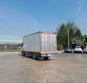 เข้าใหม่❗️ไมล์ 2 หมื่น❗️NEW FRR 190 ปี 2565  6ล้อตู้เย็น