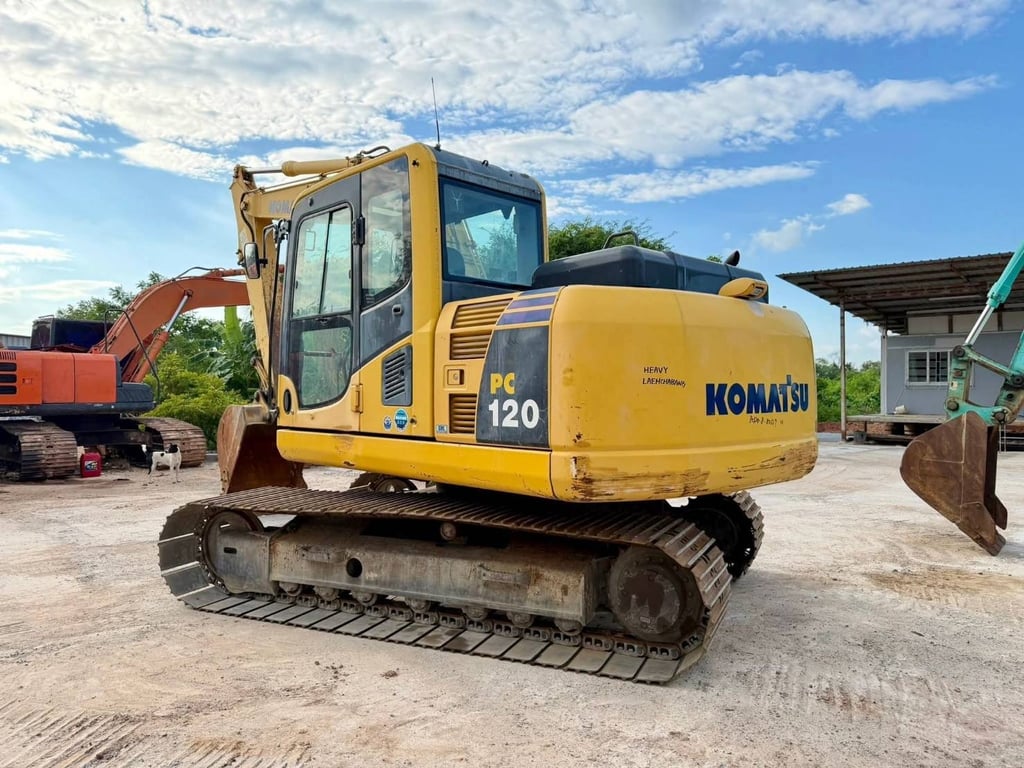ไมล์ ช.ม 6,743❗️Komatsu PC120-8 from japan 🇯🇵 ไมล์ ช.ม 6,743❗️Komatsu PC120-8 from japan 🇯🇵