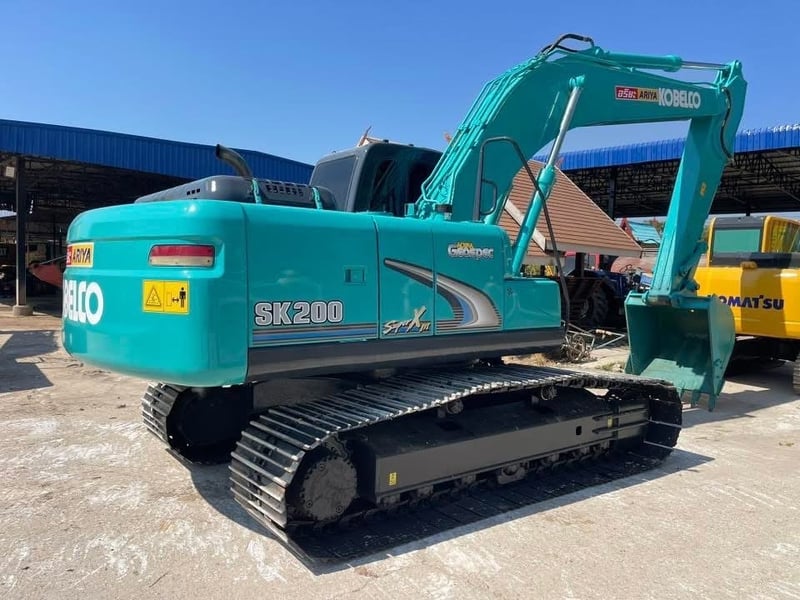 SK200--8X ไฟฟ้าครบ  เครื่องปั้มแห้ง 