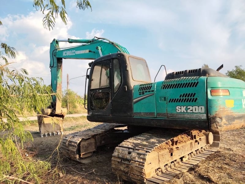 Kobelco Sk200-6-8 Yn12  เล่มทะเบียน  ไมล์ 1x,xxx ชม. รถบ้าน