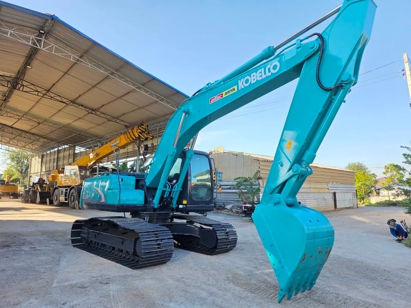 KOBELCO SK200-8 SUPPER X YN12-T9423   เครื่องปั้มดี
