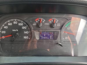 HINO FG8J 240 ติดเครน 5 ตัน ยาวใน 6.40 เมตร HINO FG8J 240 ติดเครน 5 ตัน ยาวใน 6.40 เมตร