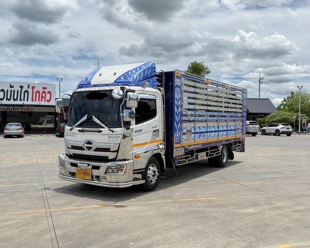 HINO NEW FC9J 210 กะบะปีเนียม พื้นเหล็ด  ยาว 6.50 เมตร ปี 2565 HINO NEW FC9J 210 กะบะปีเนียม พื้นเหล็ด  ยาว 6.50 เมตร ปี 2565