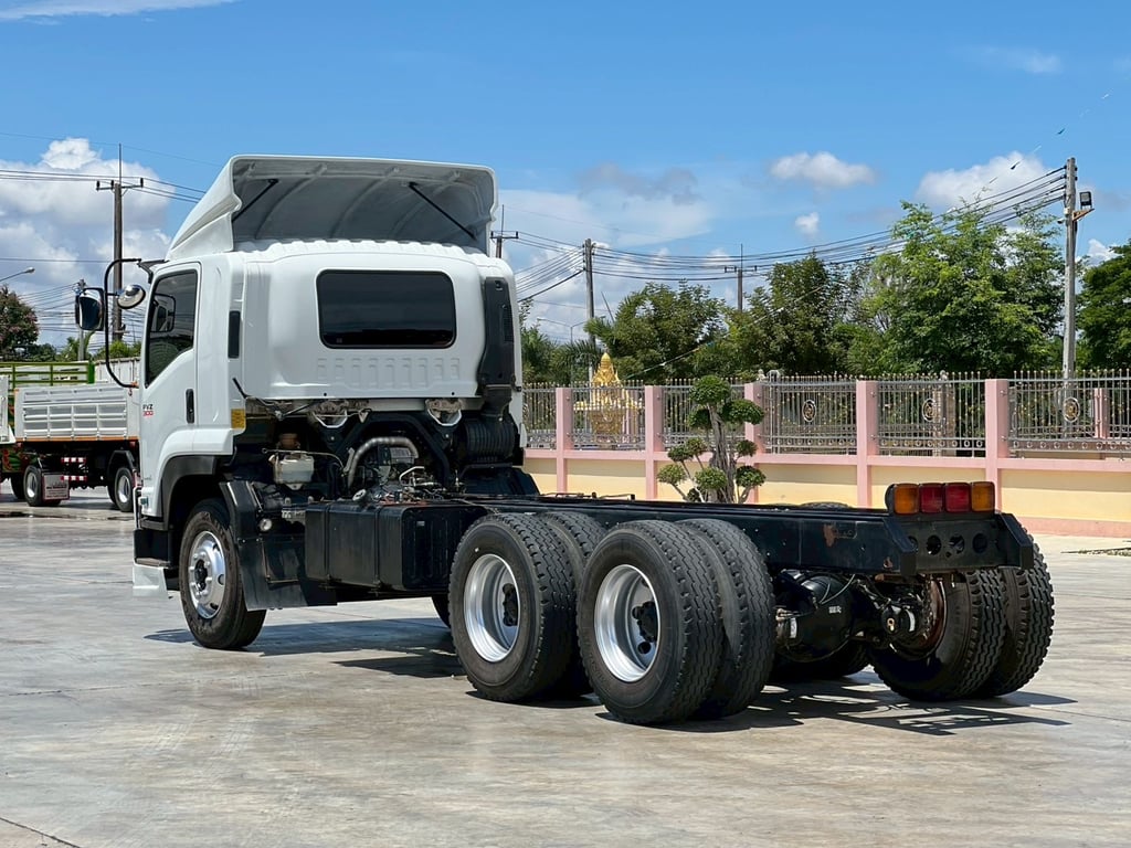 ISUZU FXZ 300 หัวคัดซี ปี 2558 ISUZU FXZ 300 หัวคัดซี ปี 2558