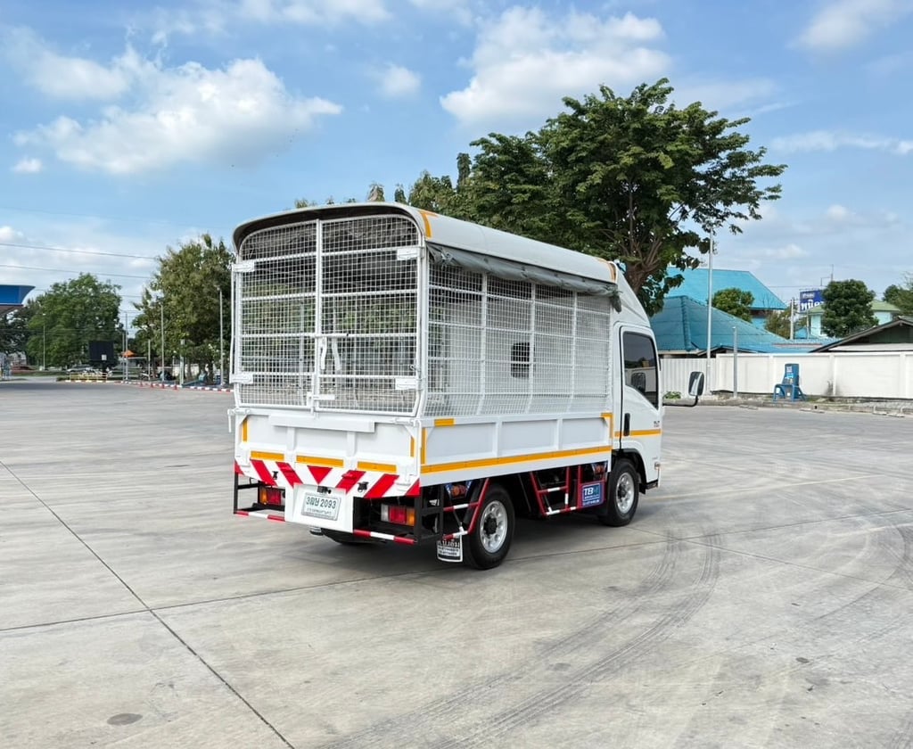 ไมล์ 139,813❗️ISUZU NLR 130 แรง ยาว 3.20 เมตร  ปี 2566 ไมล์ 139,813❗️ISUZU NLR 130 แรง ยาว 3.20 เมตร  ปี 2566