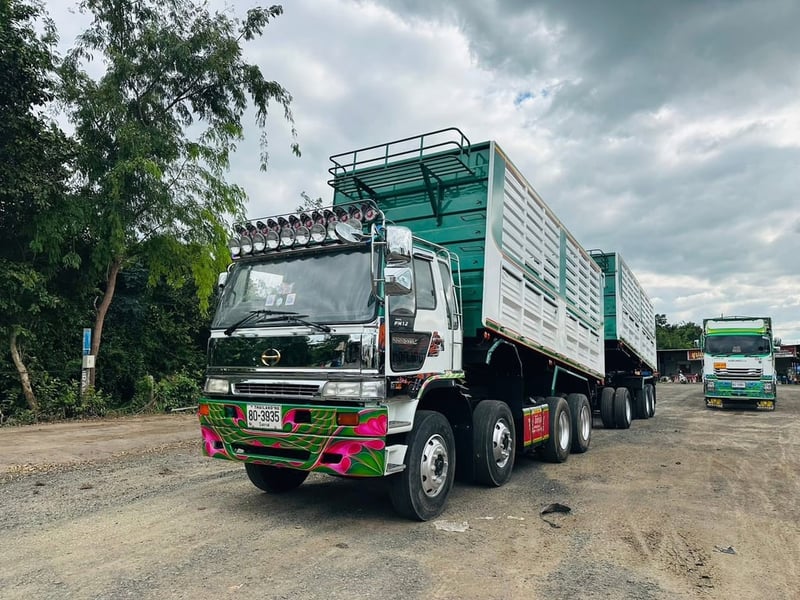 HINO 260 ปี 2546 เครื่อง.JO8C พ่วงแม่ลูกดั้มพ์เกษตร  แม่.6.30. ลูก.6.40.สูง.2.10. กว้าง.2.45.เมตร บรรทุก 31.500 ตัน 💰 980,000.บาท 📞 094-653-6339 อิฐ ขาย-สด-ผ่อน-พิกัด บุรีรัมย์ รับซื้อขาย-แลกเปลี่ยน-รถบรรทุก?