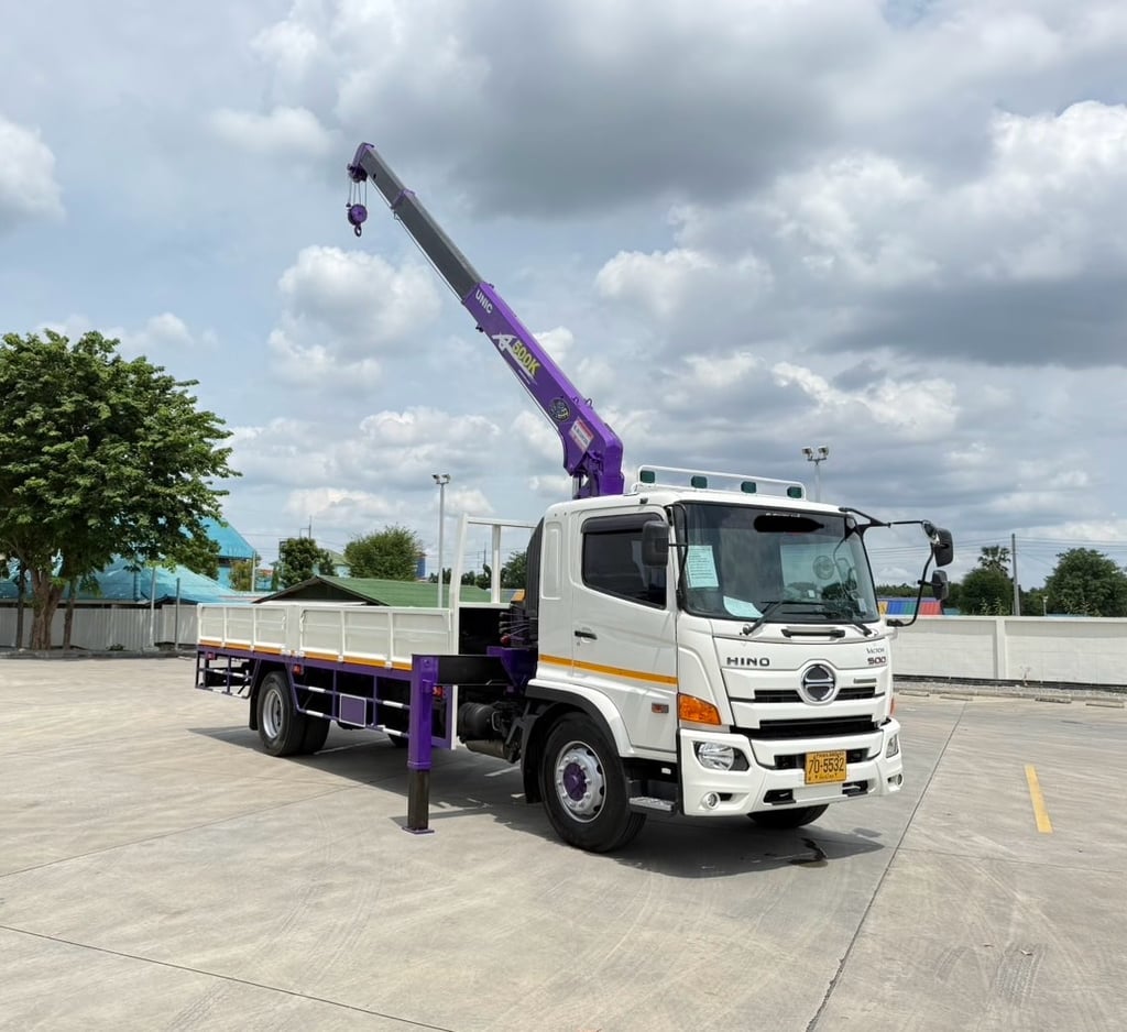 HINO  FG8J 240 ติดเครน 5 ตัน 3 ปลอก