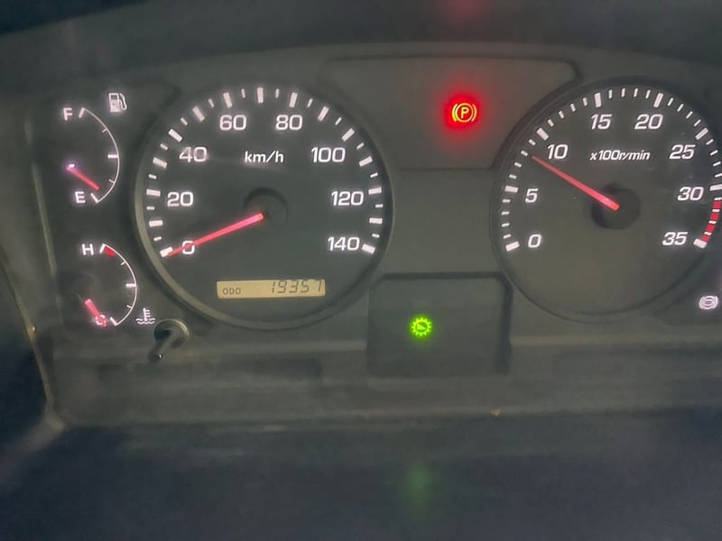 MITSUBISHI FUSO FM 270แรงม้า รถบรรทุก 10ล้อ กึ่งพ่วงตู้ห้องเย็น ปี2017 MITSUBISHI FUSO FM 270แรงม้า รถบรรทุก 10ล้อ กึ่งพ่วงตู้ห้องเย็น ปี2017