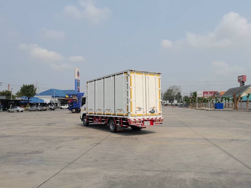 เข้าใหม่❗️ไมล์ 41,066❗️ISUZU NEW FRR 210 ตู้แห้ง 10 บาน เข้าใหม่❗️ไมล์ 41,066❗️ISUZU NEW FRR 210 ตู้แห้ง 10 บาน