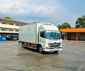 HINO NEW FC9J 210 แรง 6ล้อตู้เย็นลบ-10 