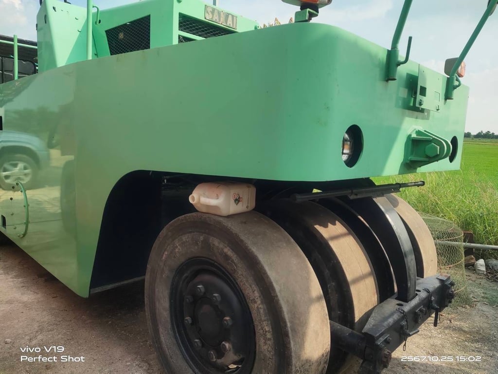 รถบทล้อยาง TS7409 SAKAI  เช็คช่อมเต็มระบบ  เครื่อง-ปั้ม-เกียร์-ระบบเบรก   พิกัด คลอง 7 ราคา 395.000.บาท 📞 094-653-6339 อิฐ รับซื้อ-ขาย-แลกเปลี่ยน-รถ?
