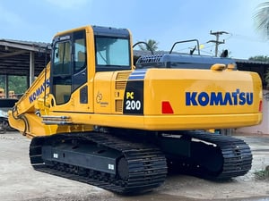 Komatsu Pc200-8Mo กล้องหลัง บุ้งกี๋ +หัวแย๊กครบชุด Komatsu Pc200-8Mo กล้องหลัง บุ้งกี๋ +หัวแย๊กครบชุด