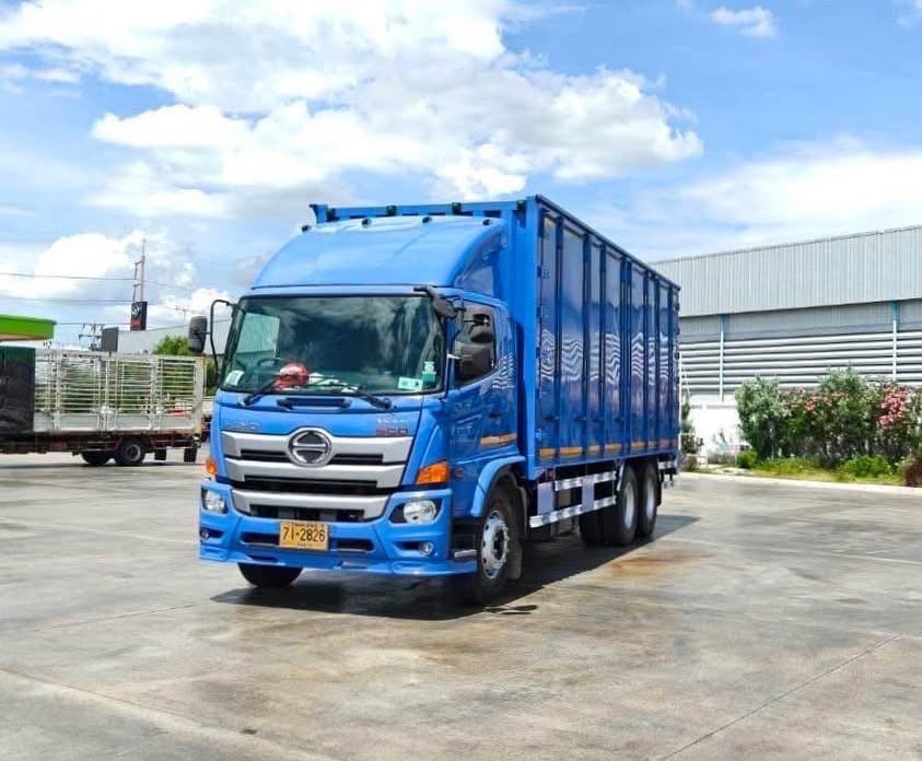 10ลัอตู้แห้ง VICTOR HINO FL8J 260  ตู้ 10 บาน 10ลัอตู้แห้ง VICTOR HINO FL8J 260  ตู้ 10 บาน