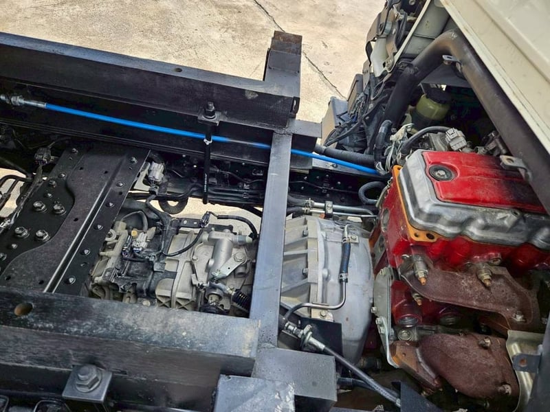 HINO XZU 150แรงม้า รถบรรทุก 6ล้อ ดั้มพ์ ปี2023 เลขไมล์น้อยกว่า 100,000 กม.