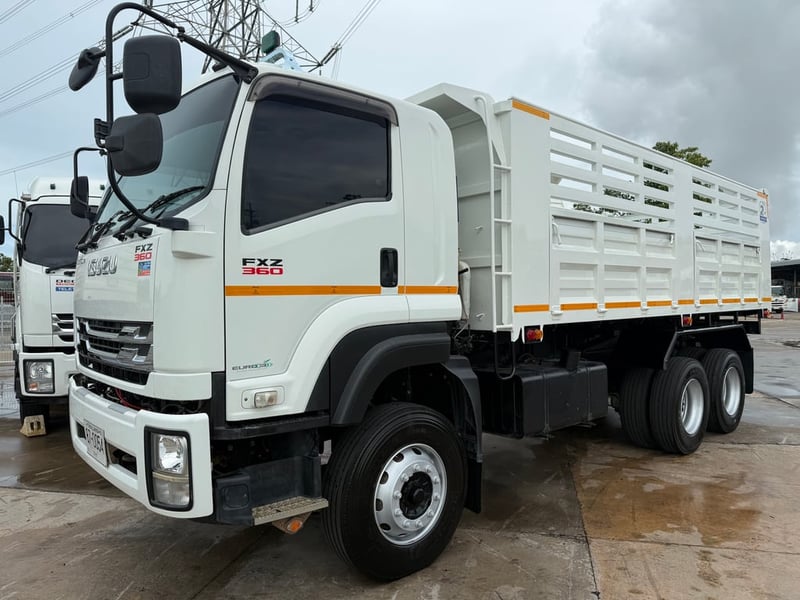 ISUZU FXZ 360แรงม้า รถบรรทุก 10ล้อ ดั้มพ์ ปี2021 ISUZU FXZ 360แรงม้า รถบรรทุก 10ล้อ ดั้มพ์ ปี2021