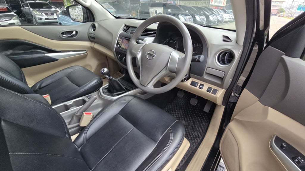 2018 Nissan Navara 4 ประตู #NP300 - 2.5 E 