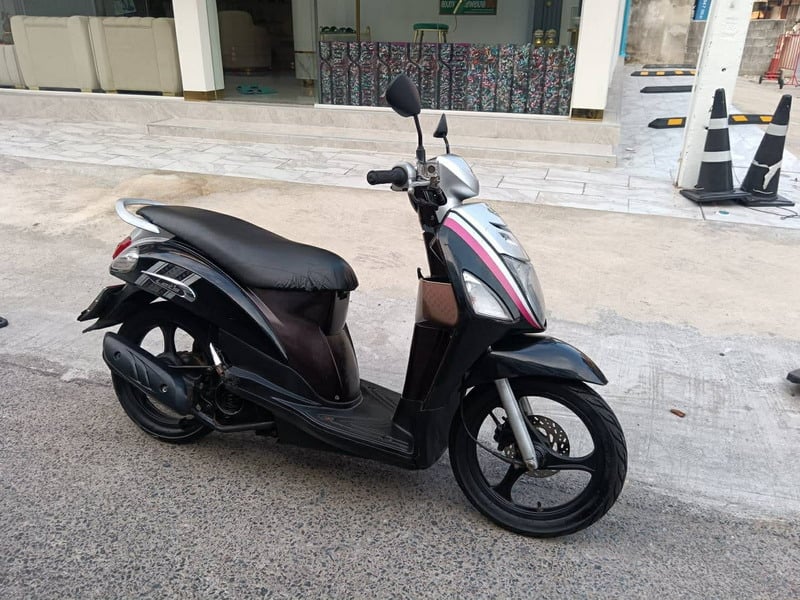 Suzuki Let's ตัวท็อป ล้อแม้ก สวยหรู เครื่องเดิมดียอดเยี่ยม ภาษี69 ราคา 15500 บาท