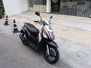 Suzuki Let's ตัวท็อป ล้อแม้ก สวยหรู เครื่องเดิมดียอดเยี่ยม ภาษี69 ราคา 15500 บาท Suzuki Let's ตัวท็อป ล้อแม้ก สวยหรู เครื่องเดิมดียอดเยี่ยม ภาษี69 ราคา 15500 บาท