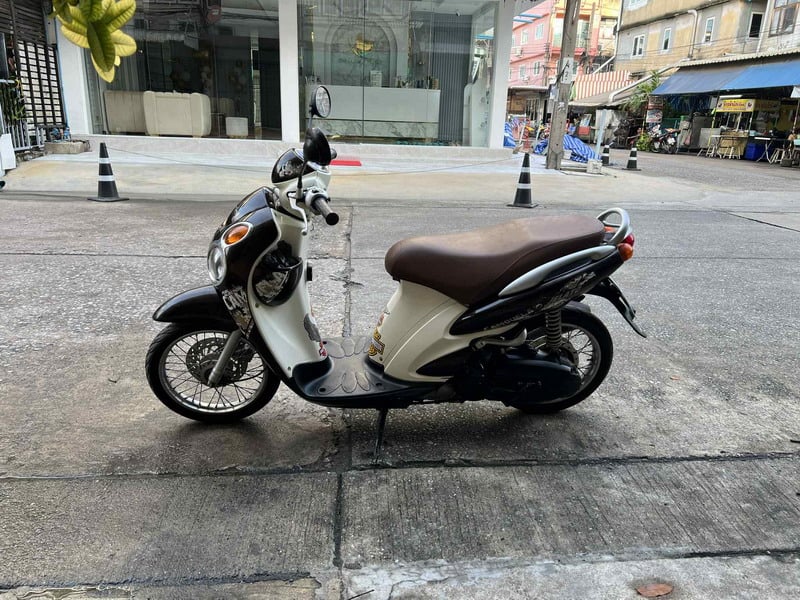 ขาย Suzuki Jelato 125 หัวฉีด ภาษี69 สวยเท่ห์ เครื่องดี ราคา 15500 บาท
