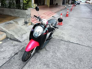 Scoopy i ปี11 ภาษี69 สวยสด เครื่องดียอดเยี่ยม ราคา 14500 บาท Scoopy i ปี11 ภาษี69 สวยสด เครื่องดียอดเยี่ยม ราคา 14500 บาท