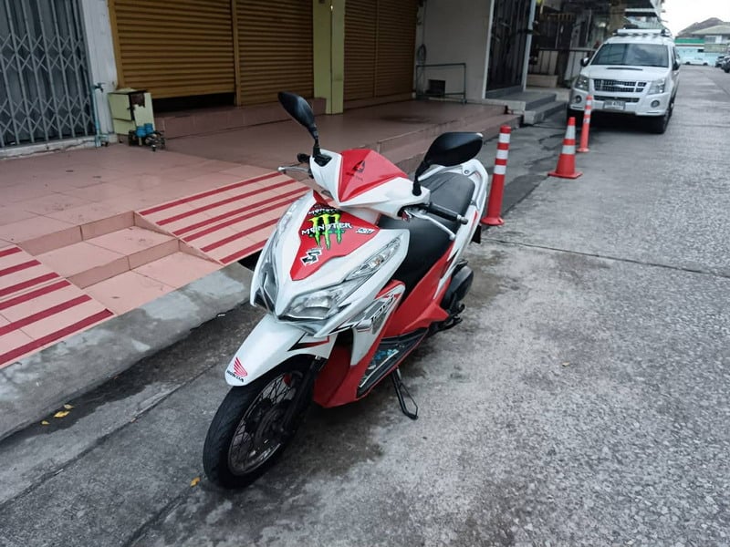 Click 125i ภาษี69 สวยเด่น เครื่องเดิมดีเยี่ยม ราคา 17500 บาท Click 125i ภาษี69 สวยเด่น เครื่องเดิมดีเยี่ยม ราคา 17500 บาท