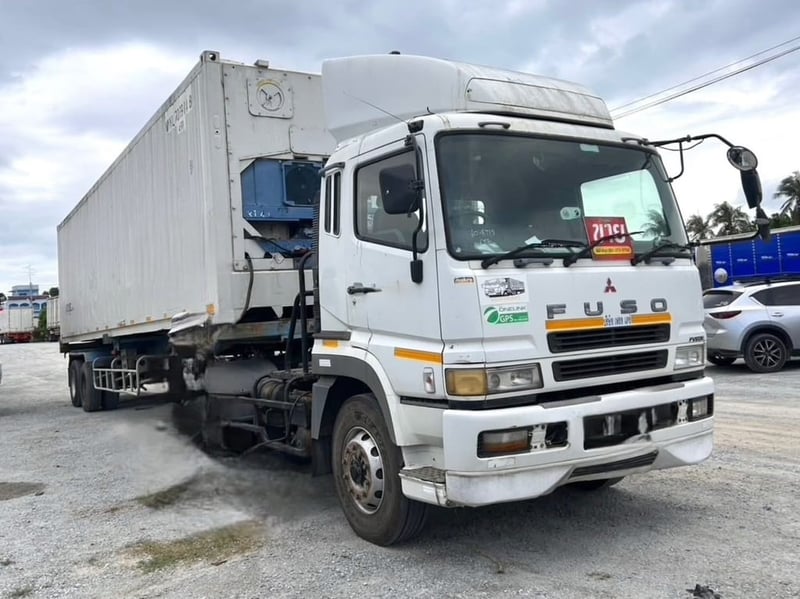 FUSO FV 380แรงม้า รถบรรทุก หัวลาก 10ล้อ หัวลาก เฉพาะหัว ปี2012 เลขไมล์ 99,000 กม. FUSO FV 380แรงม้า รถบรรทุก หัวลาก 10ล้อ หัวลาก เฉพาะหัว ปี2012 เลขไมล์ 99,000 กม.