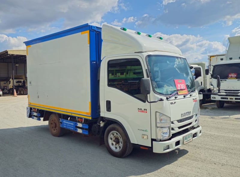 #Vาย สี่ล้อตู้ทึบ ISUZU NLR 104 แรงม้า ปี 54 (4519)