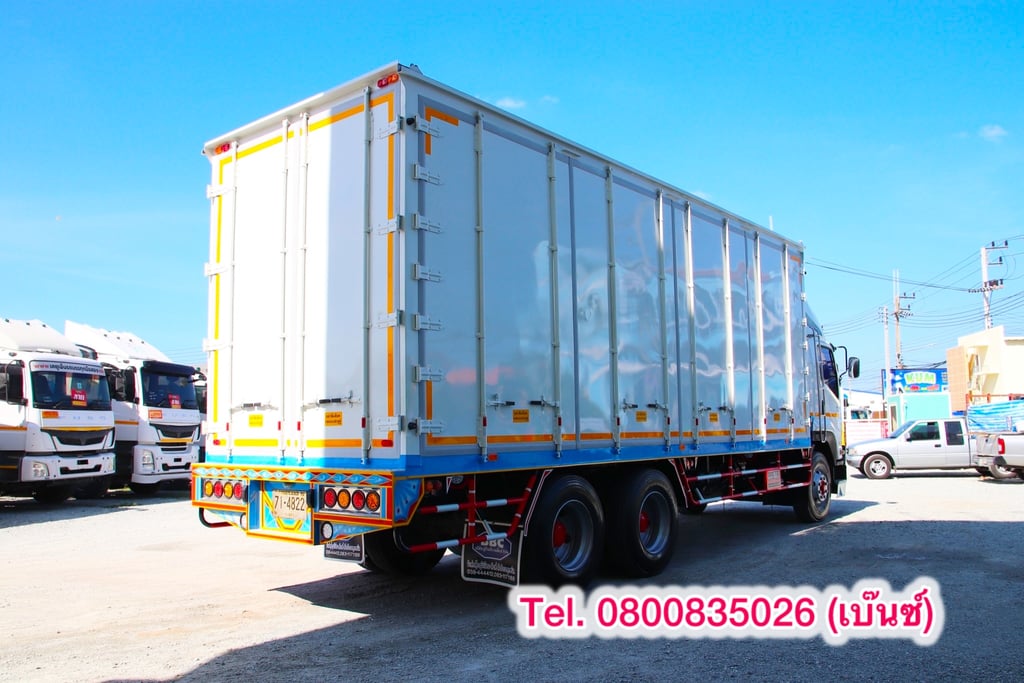 🚚💨สิบล้อตู้ ISUZU FVM 240 แรง  เพลาเดียว ปี 2556 (4822) 