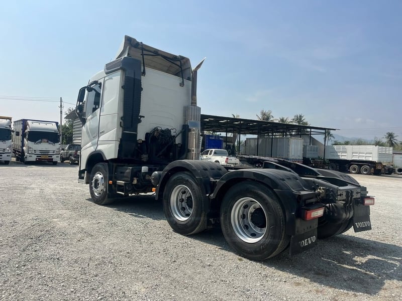 🔥ของดีมีคันเดียว สาวก Volvo ห้ามพลาด  👉สิบล้อหัวลาก Volvo FH 440 แรงม้า ปี 58 (8454)