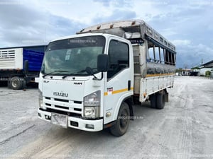 ISUZU NMR 130แรงม้า รถบรรทุก 6ล้อ สองแถว ปี2022 เลขไมล์ 200,000 กม. ISUZU NMR 130แรงม้า รถบรรทุก 6ล้อ สองแถว ปี2022 เลขไมล์ 200,000 กม.