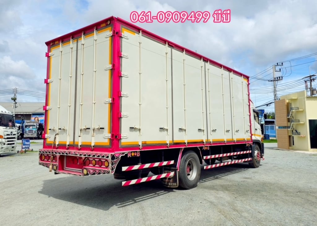สดลดVAT หกล้อตู้สิบบาน HINO 240 แรงม้า ปี 66 เข้าใหม่ล่าสุด สดลดVAT หกล้อตู้สิบบาน HINO 240 แรงม้า ปี 66 เข้าใหม่ล่าสุด
