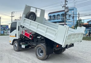 ISUZU NMR 130แรงม้า รถบรรทุก 6ล้อ ตู้แห้ง ปี2020 ISUZU NMR 130แรงม้า รถบรรทุก 6ล้อ ตู้แห้ง ปี2020