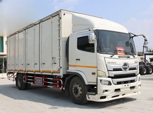 หกล้อสิบบาน HINO FG8J  240 แรงม้า ปี 2561 (4378)
